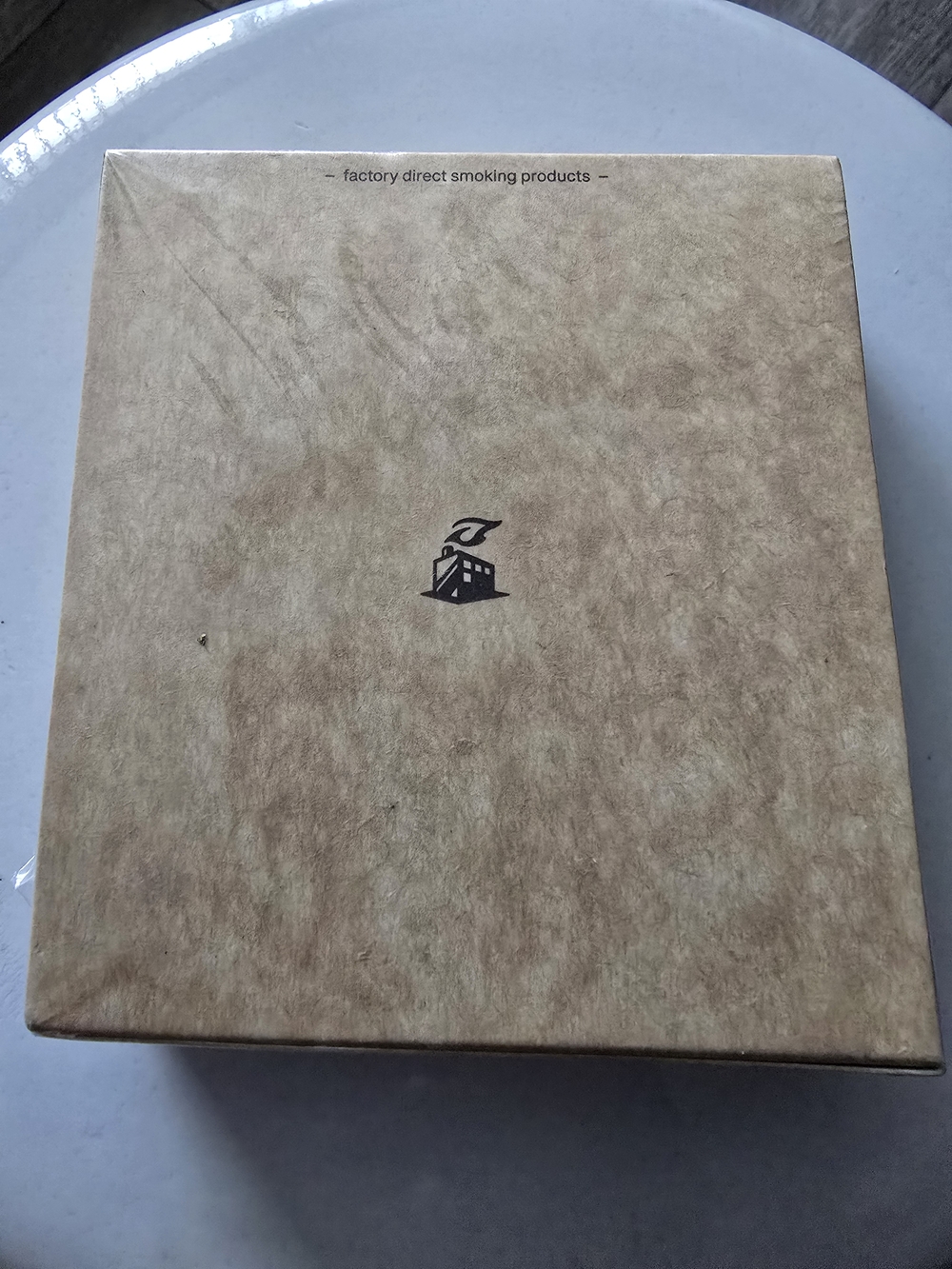dealerdistro 24 Booklets/33 Leaves Per Booklet. 109 mm Size Slim rolling Papers